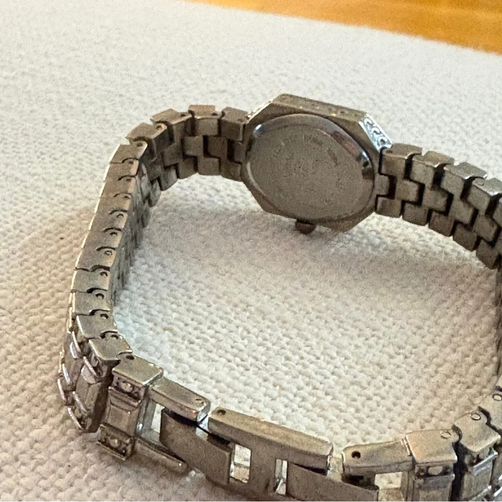 Vintage Vivani Ladies Art Deco Style Quartz Watch | Crystal Bezel | Japan Movt